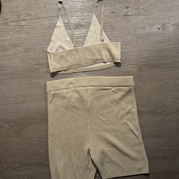 BEIGE JACQUEMUS BRA AND SHORTS SET AUTHENTIC SIZE SMALL FITS 2/4 - Picture 4 of 4